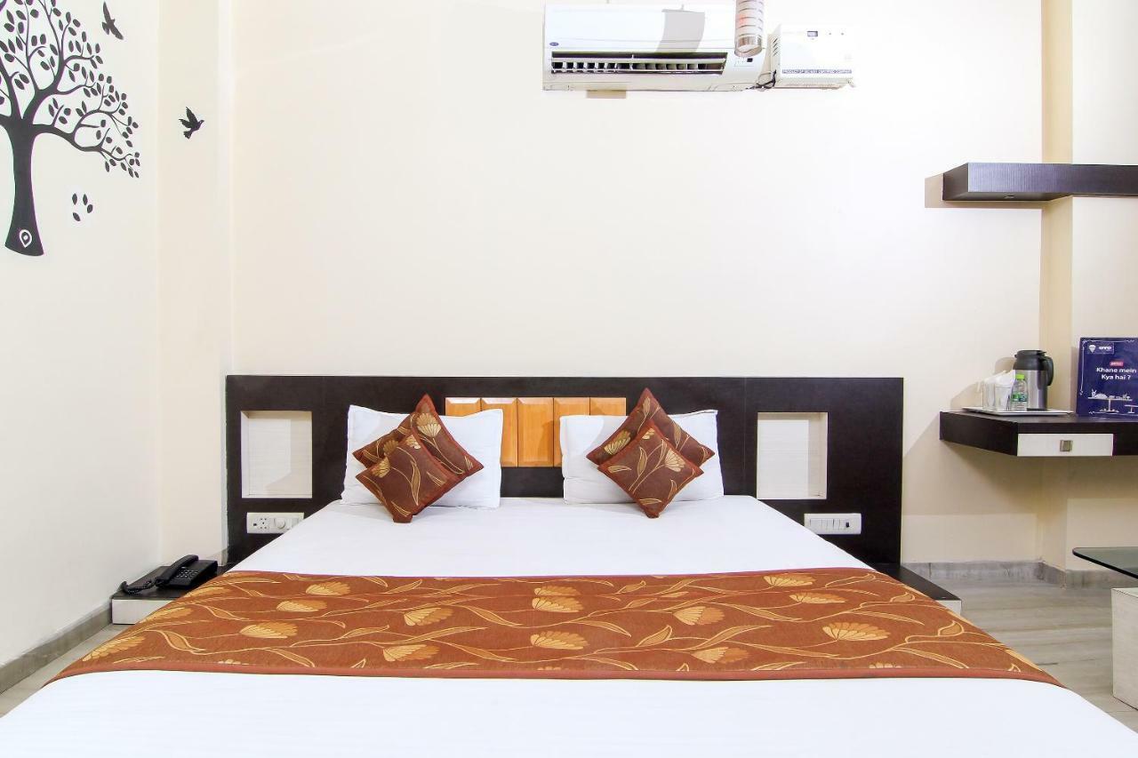 Hotel Sundaram Prayagraj Ngoại thất bức ảnh